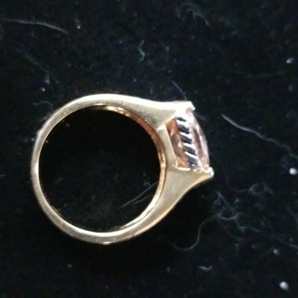 Ring - Picture 4 of 4